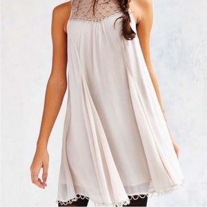 Kimichi Blue Glynda light gray beaded dress